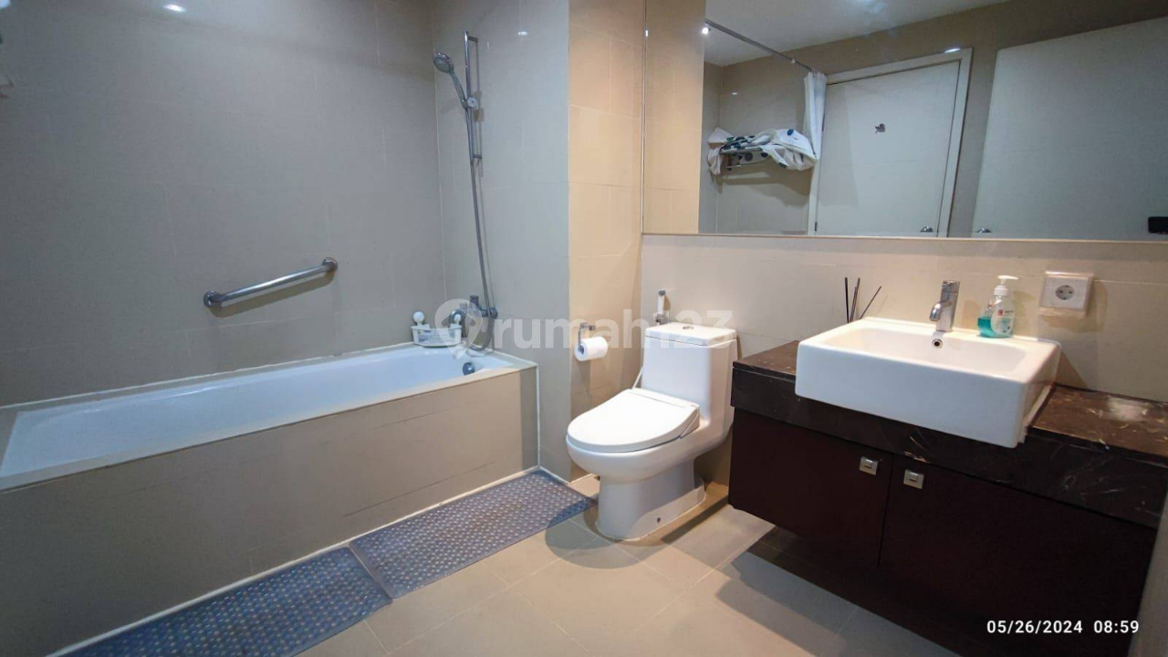 Furnished 2BR Apartment in Casagrande Residence