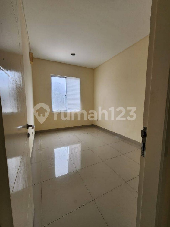 Modern 4+1 Bedroom House for Rent