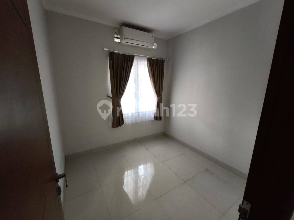 Modern 3-Bedroom House with Kitchen Set