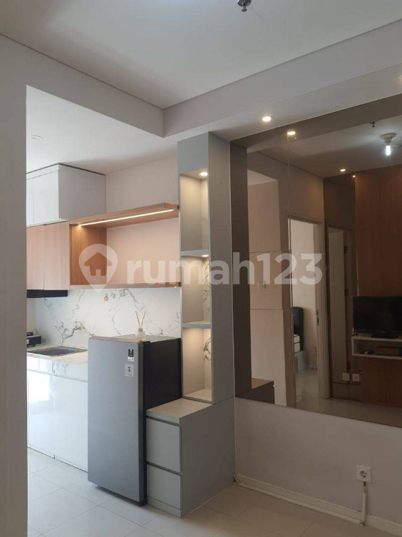Modern Furnished 1-Bedroom Apartment with City View