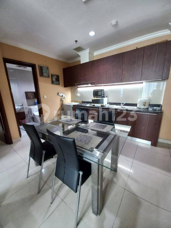 Furnished 2-Bed Apartment in Kuningan City Complex