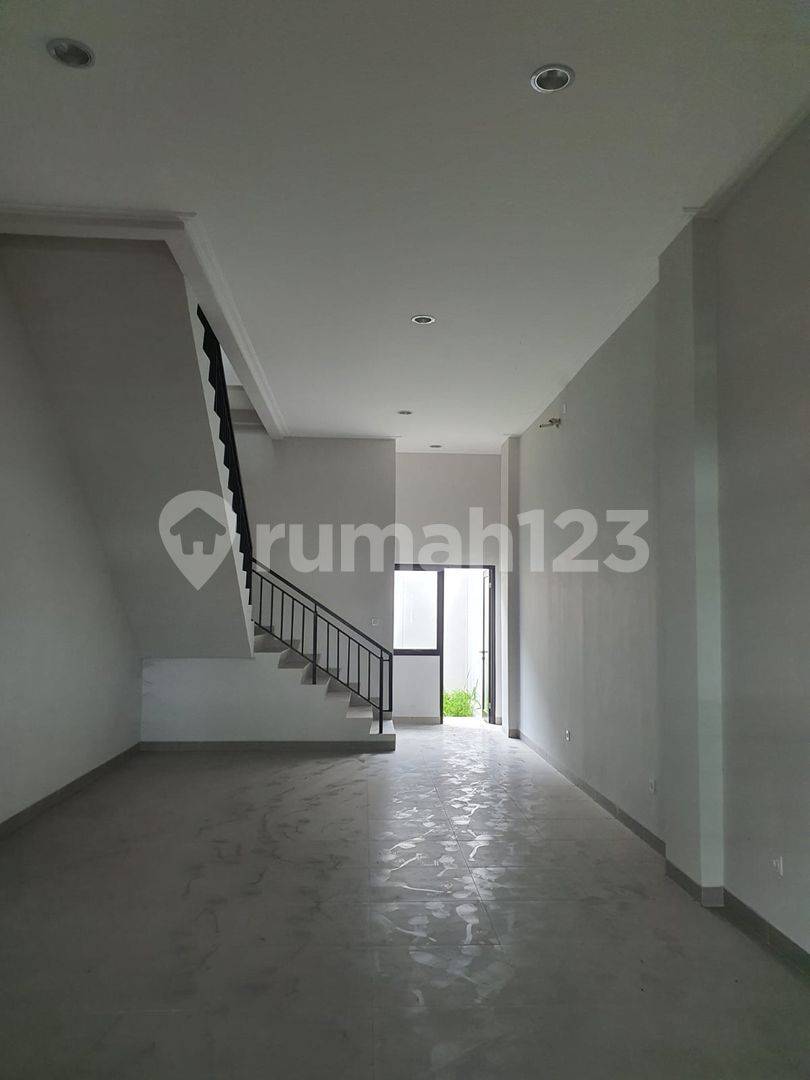 Roko Shanghai Brand New Property in Pantai Indah Kapuk 2