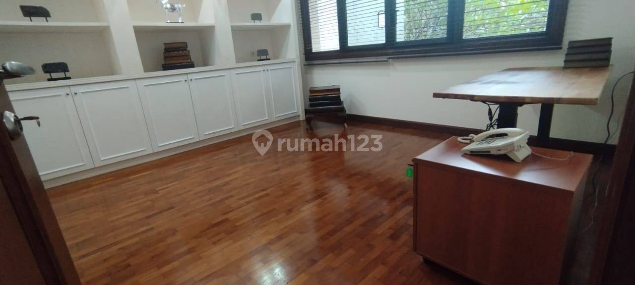 Kemang Area Private House - 3 Bedrooms + Study Room, Private Pool