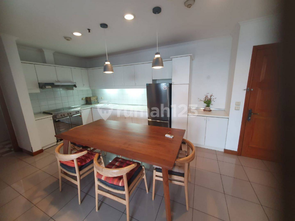 Modern Furnished Apartment with Pool and Sports Facilities