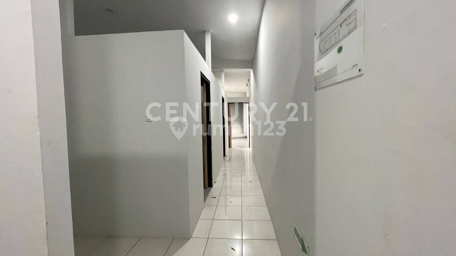 Commercial Property with Basement Parking in Kemang Area