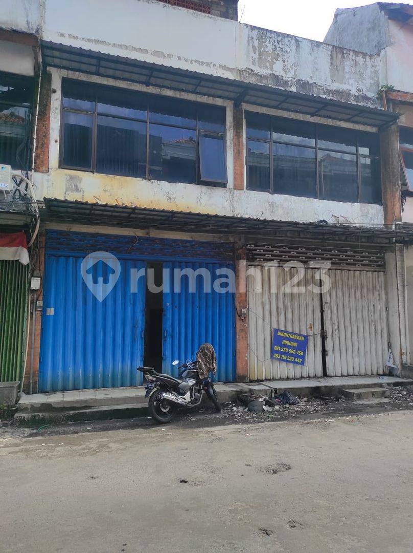 2-Story Commercial Shop House near Teuku Umar, Suitable for Office and Business