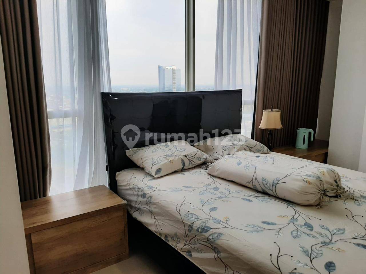 Pacific Garden Alam Sutera Studio Apartment with Lake View
