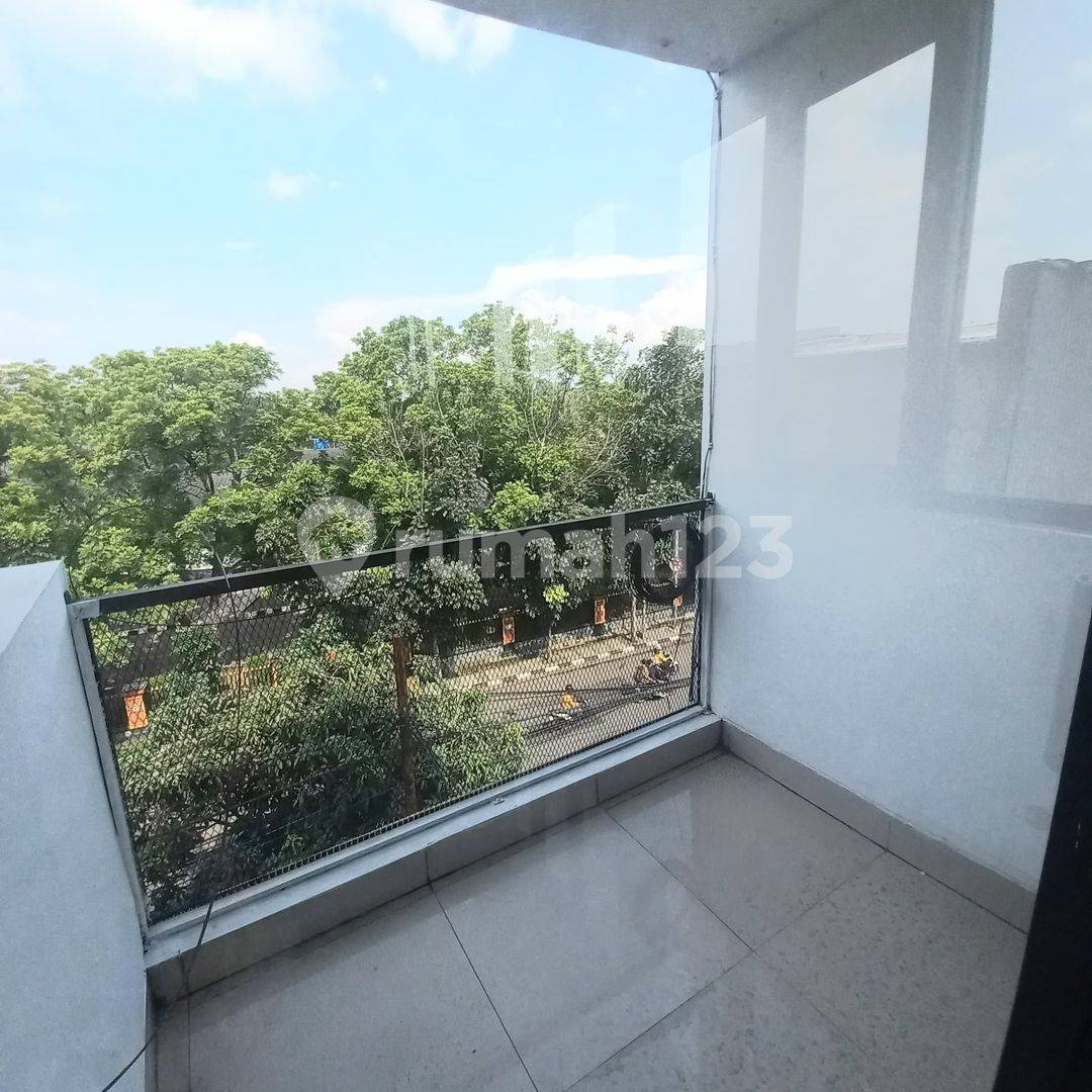 Commercial Space for Rent - Strategic Location, Versatile Use