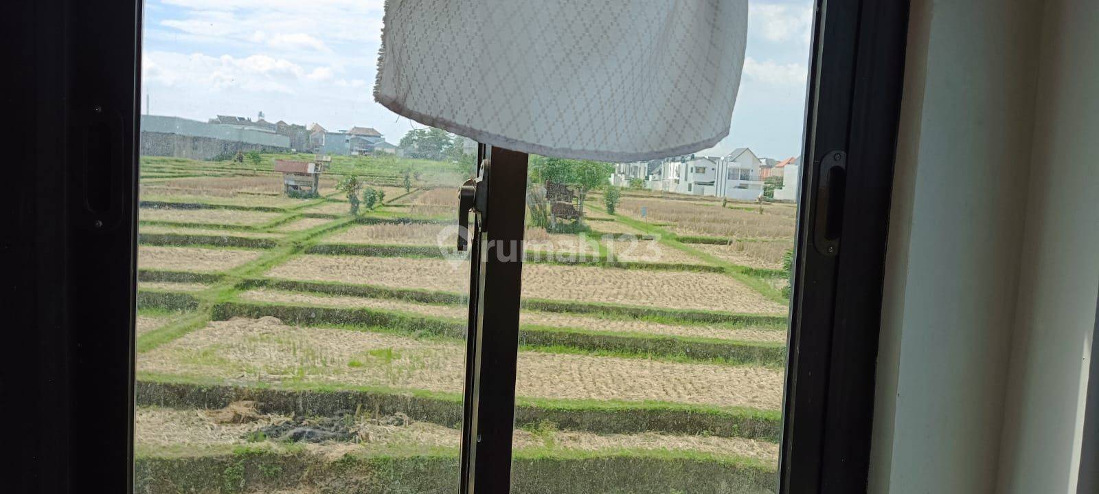 Nice rental house Semi Furnished SHM Sempidi, Badung