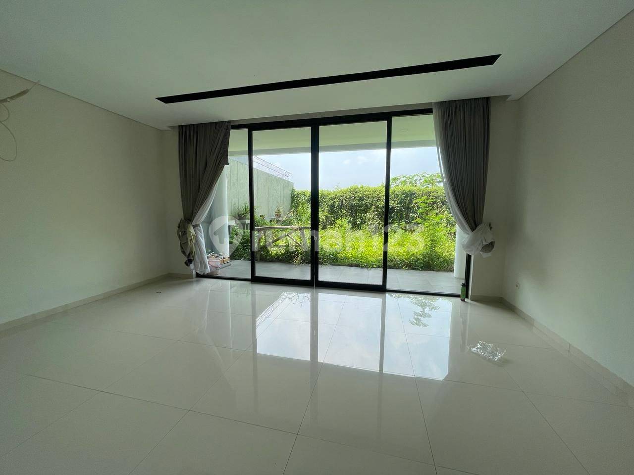 Minimalist Modern Lake View House in Kota Baru Parahyangan, Bandung