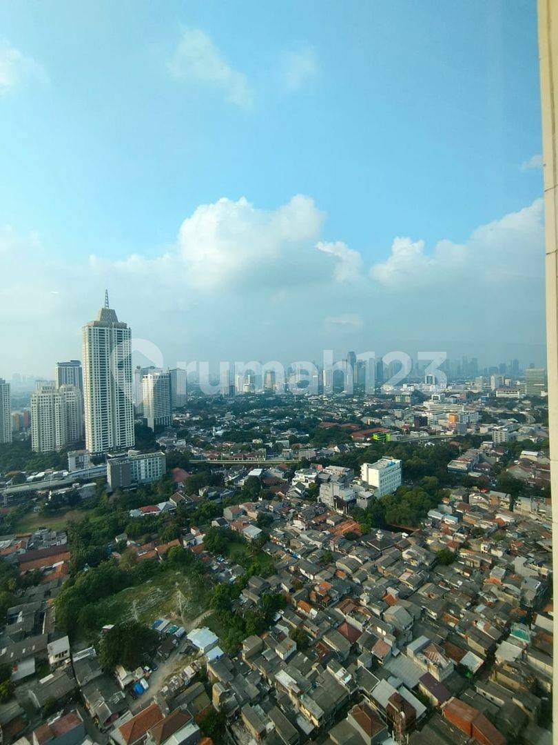 Gandaria Heights Apartment - One Step from Mall