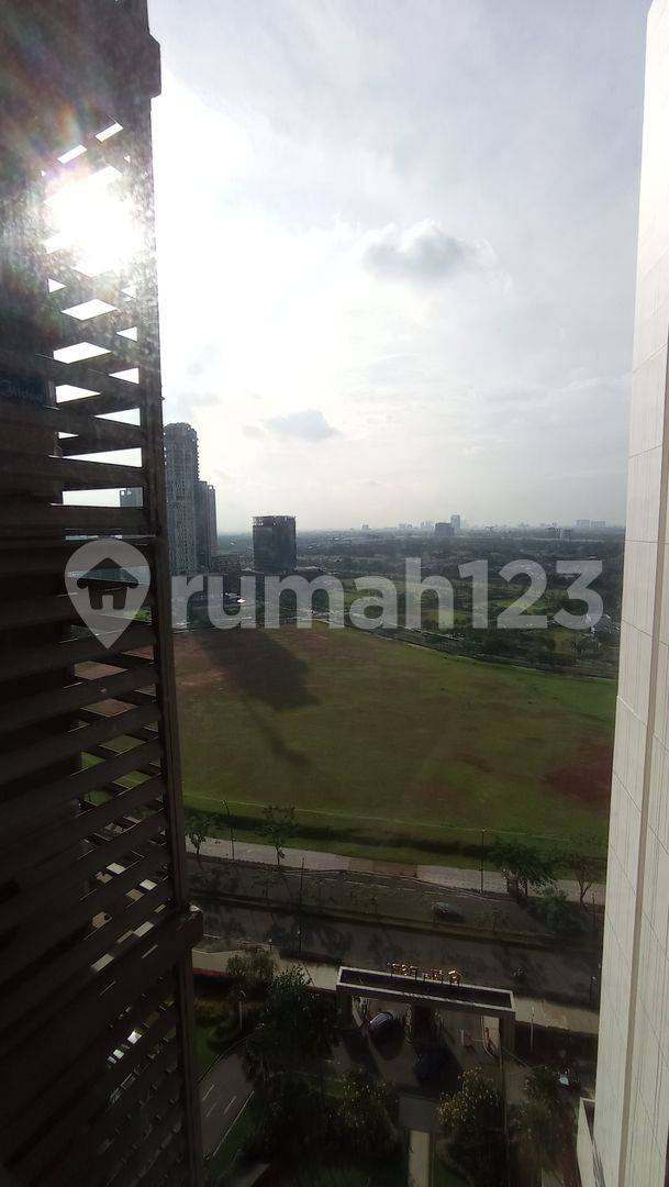 Sky House, BSD-тегі сәулетті 2 жуынатын пәтер