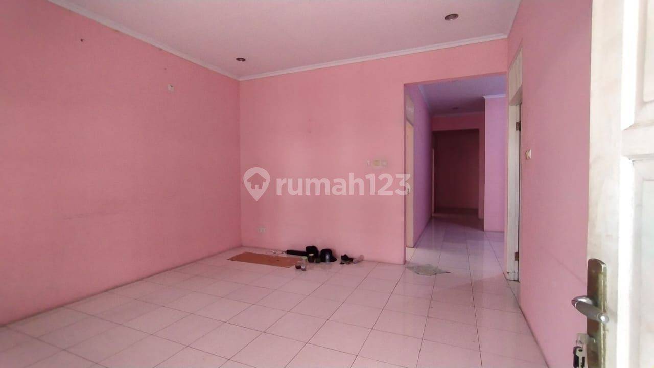 Rumah Tinggal Strategis di Cipete Jakarta Selatan - Ideal for Office or Residence
