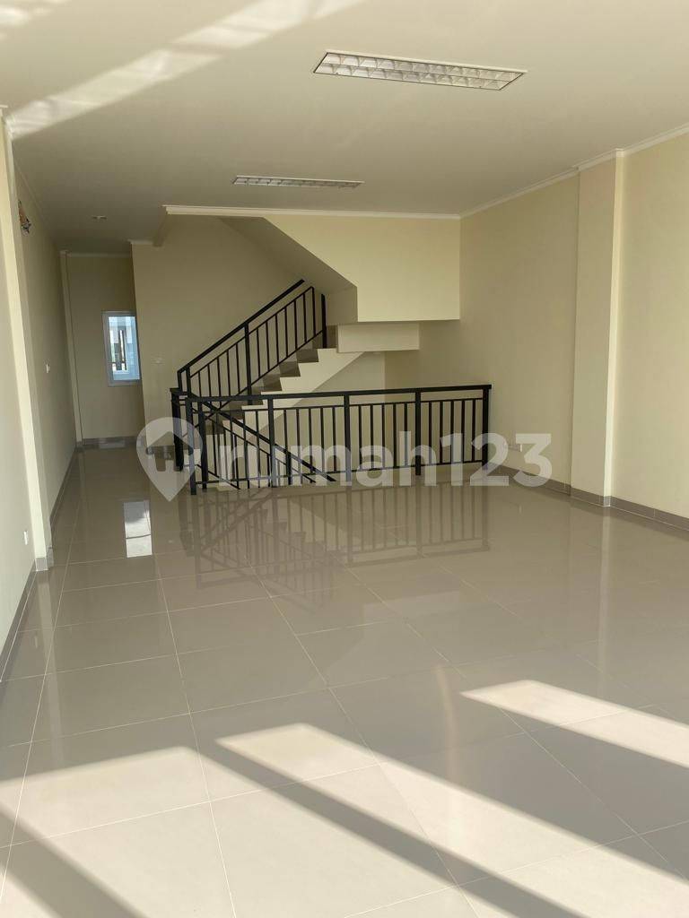 Commercial Property for Business/Office/Warehouse in Summarecon Bandung