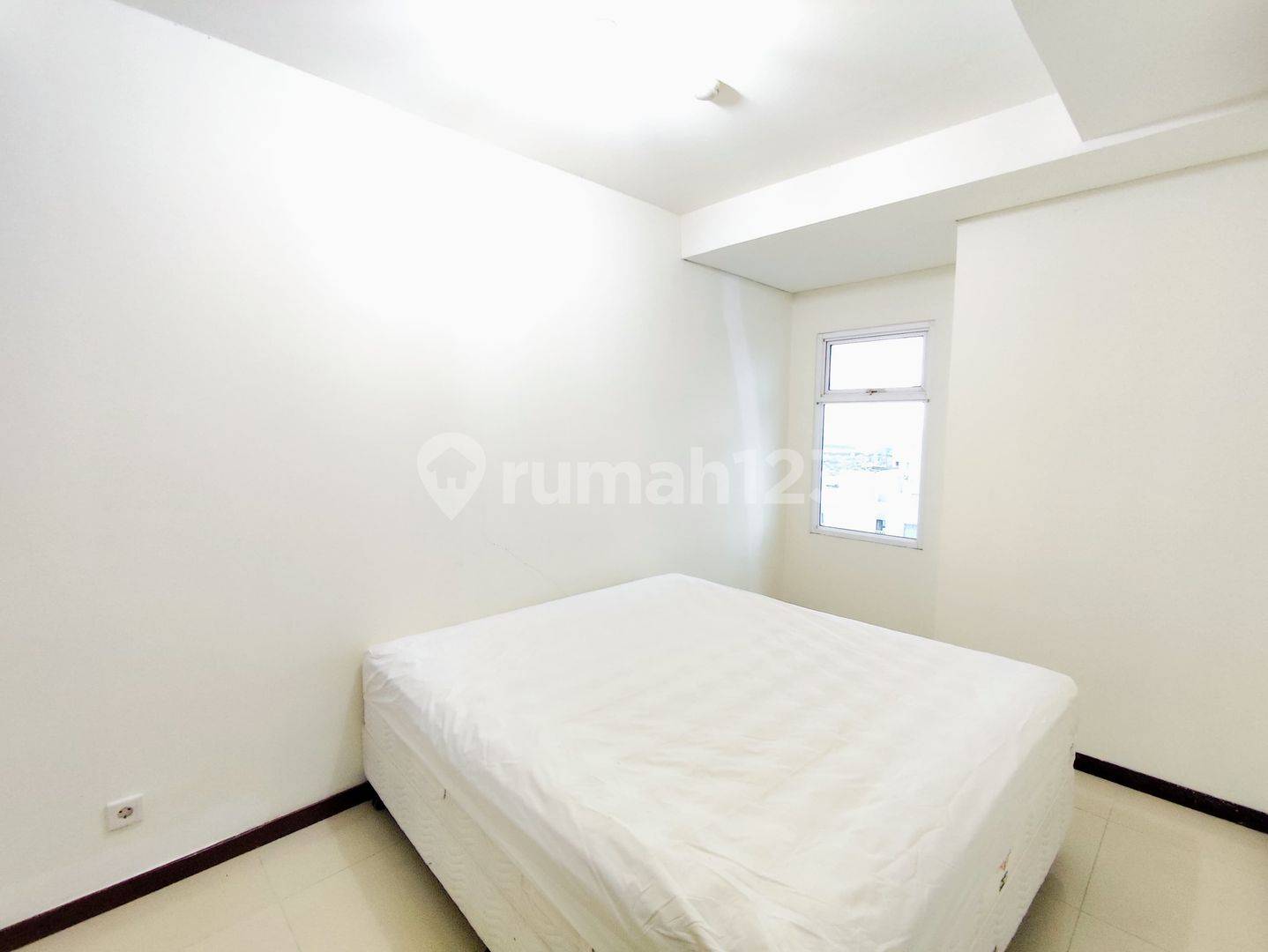 Green Bay Pluit Apartment with Multiple Facilities