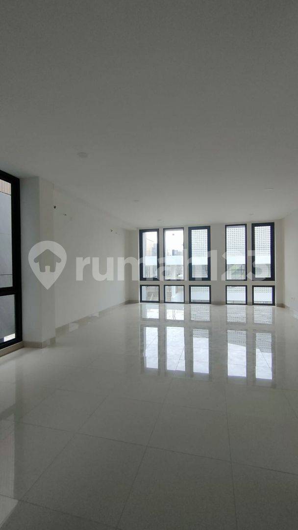 New Commercial Shop/Office Space (Ruko) - Never Occupied