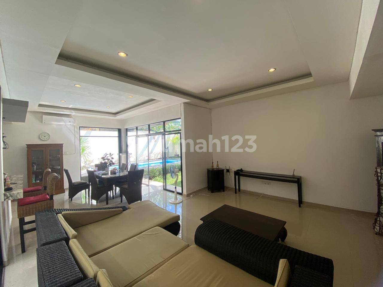 Beautiful 3 Bedrooms Villa in Canggu Area with Private Pool