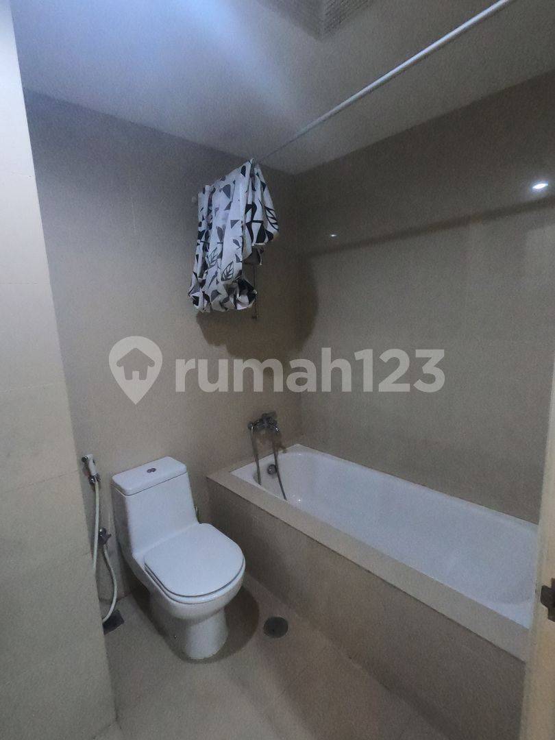 Casa Grande Residence-тегі 1 жатақханалы пәтер, Тебет, Оңтүстік Джакарта