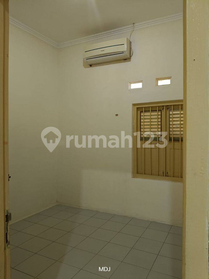Comfortable Quiet House in Peaceful Environment