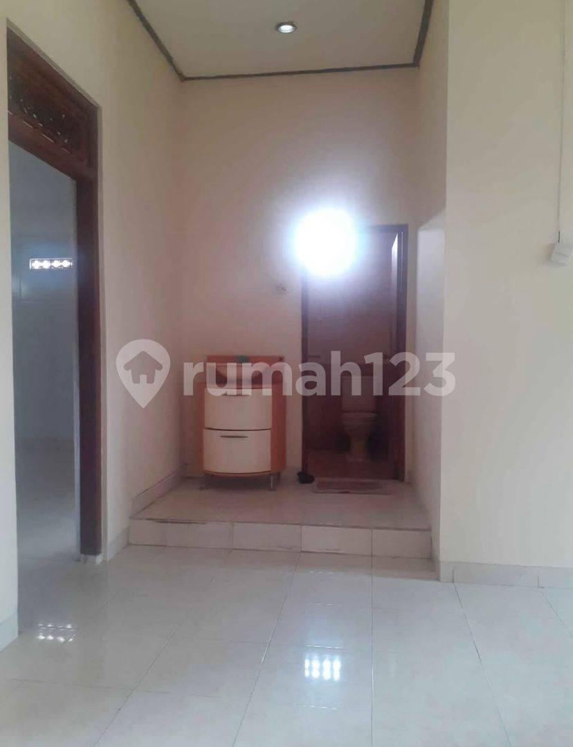 3 Bedroom House with Terrace and Garage