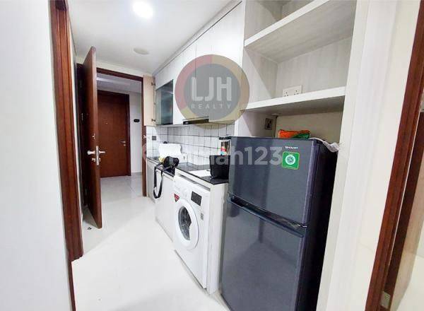 Pollux Habibie Apartment in Batam Centre - 1 Bedroom City View
