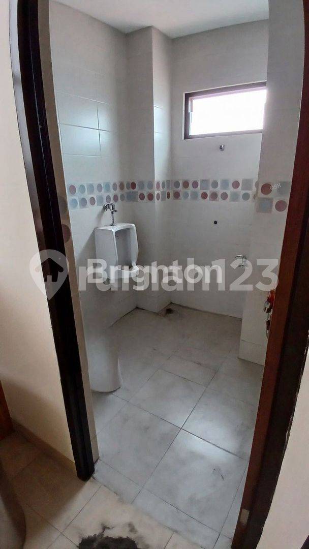 Ruko Gunung Sahari Raya Commercial Space - Spacious and Well-Located