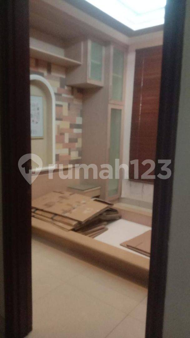BGM PIK 2-Story House, 120m2, 3 Bedrooms, Semi-Furnished