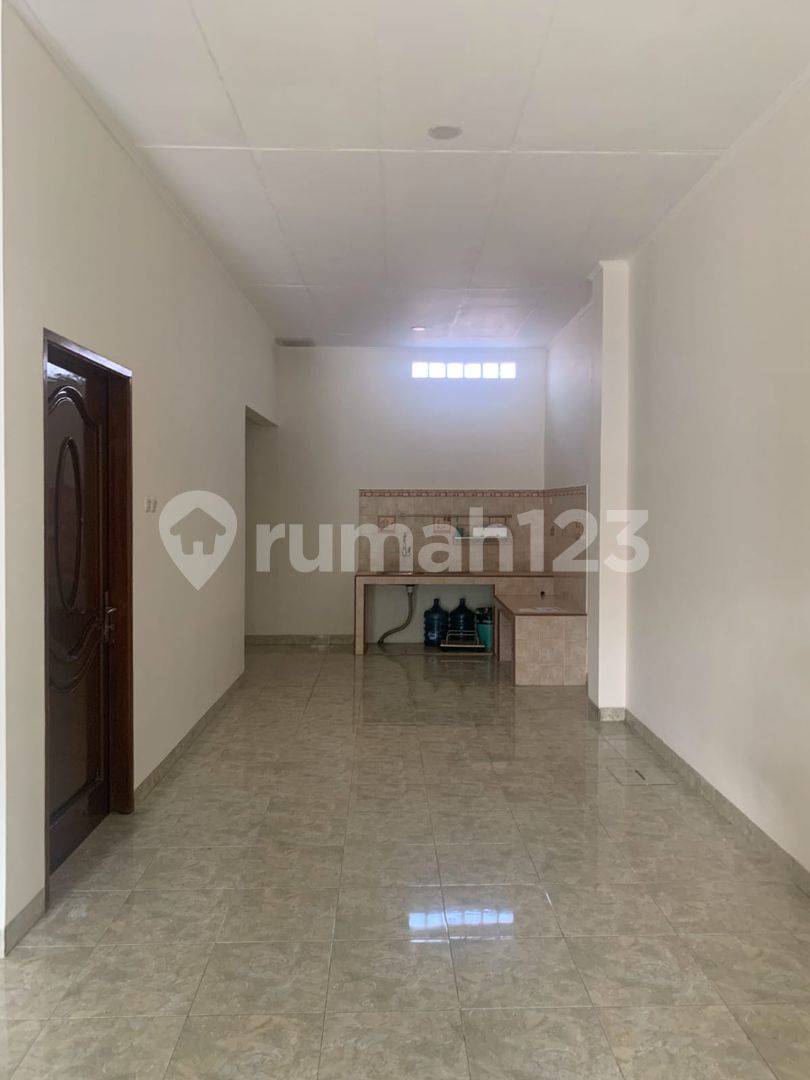Flood-Free Strategic Location Property