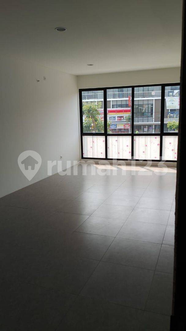 Ruko Hive Parc Raya Commercial Space in Lippo Karawaci, Tangerang