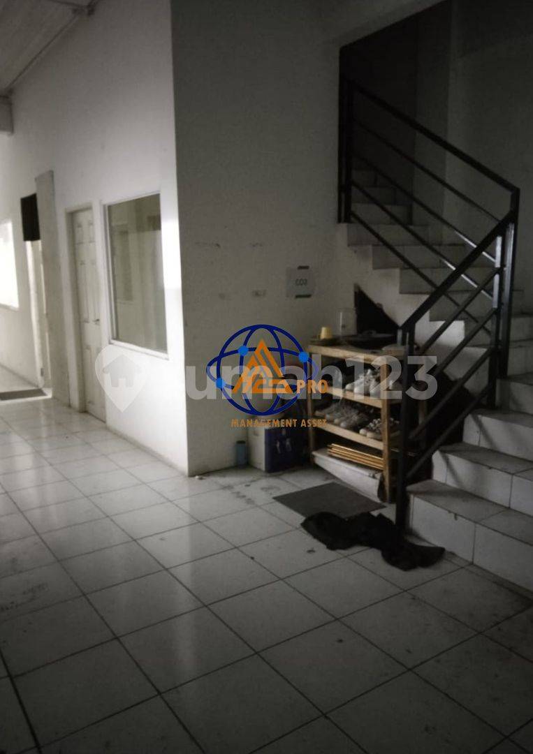 3-Story Commercial Building in Cibubur, Jakarta Timur - Strategic Location