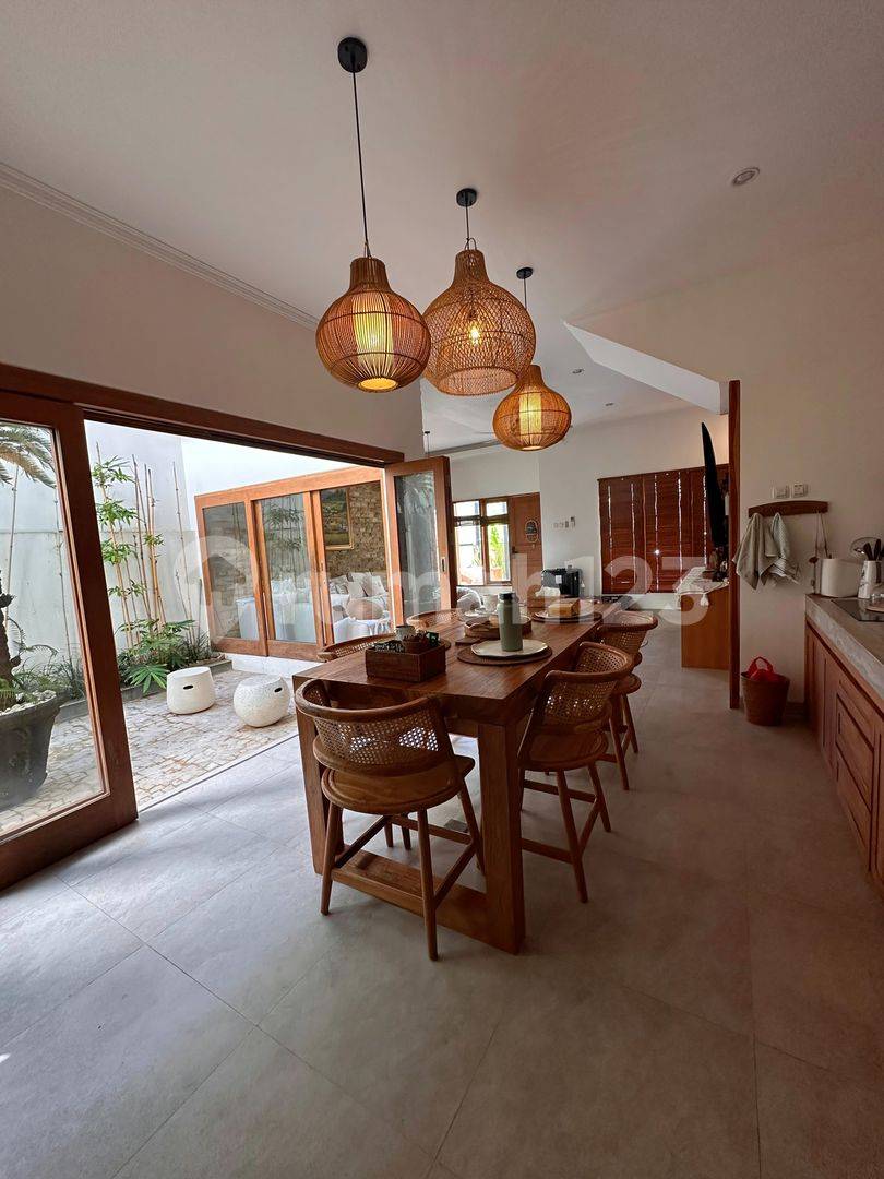 Semi Villa in Seminyak Suite - Fully Furnished with 3 Bedrooms