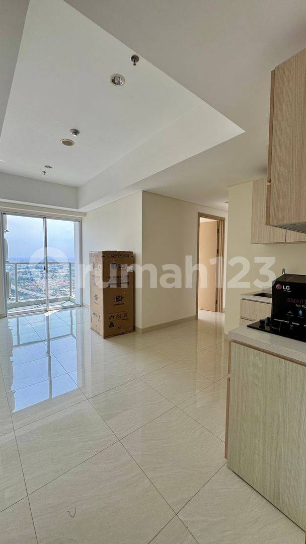 3BR Sedayu Suite Apartment - City View, Semi-Furnished