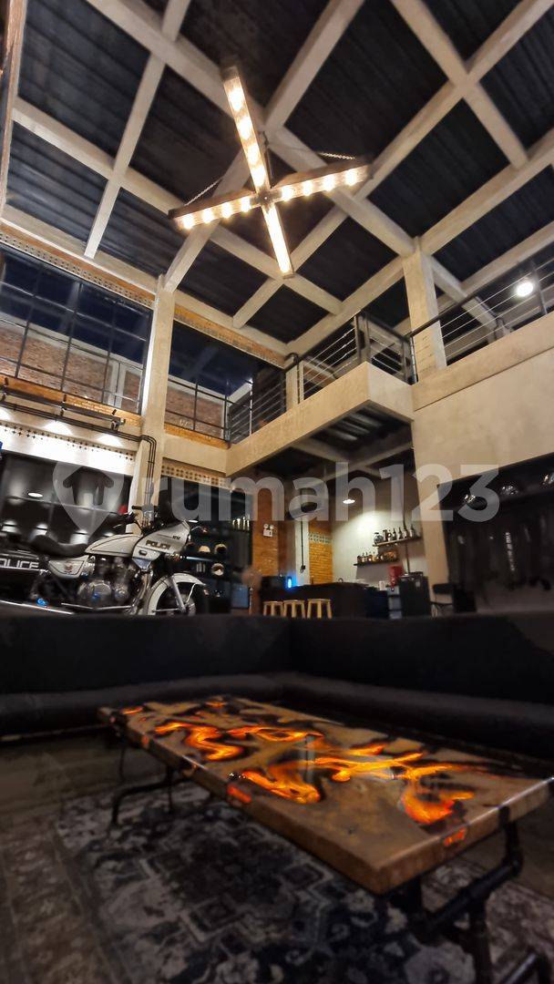 Industrial Style 3-Story House in Elite Setiabudi Area, South Jakarta