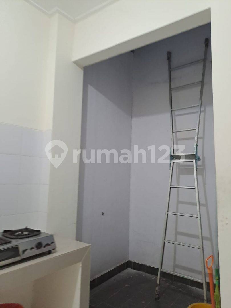 2-Bedroom House in Arcadia Daan Mogot, Semi Furnished
