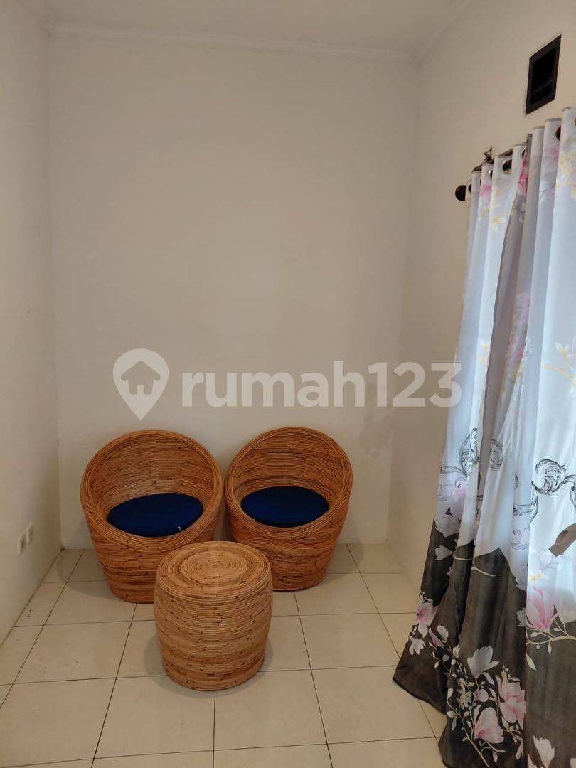 Minimalist House in Bandung, Arcamanik, Cisaranten