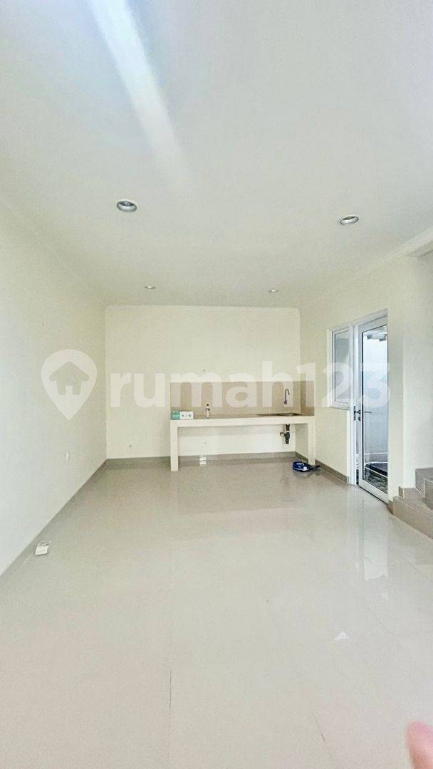 Modern 3-Bedroom Corner House in Gading Serpong