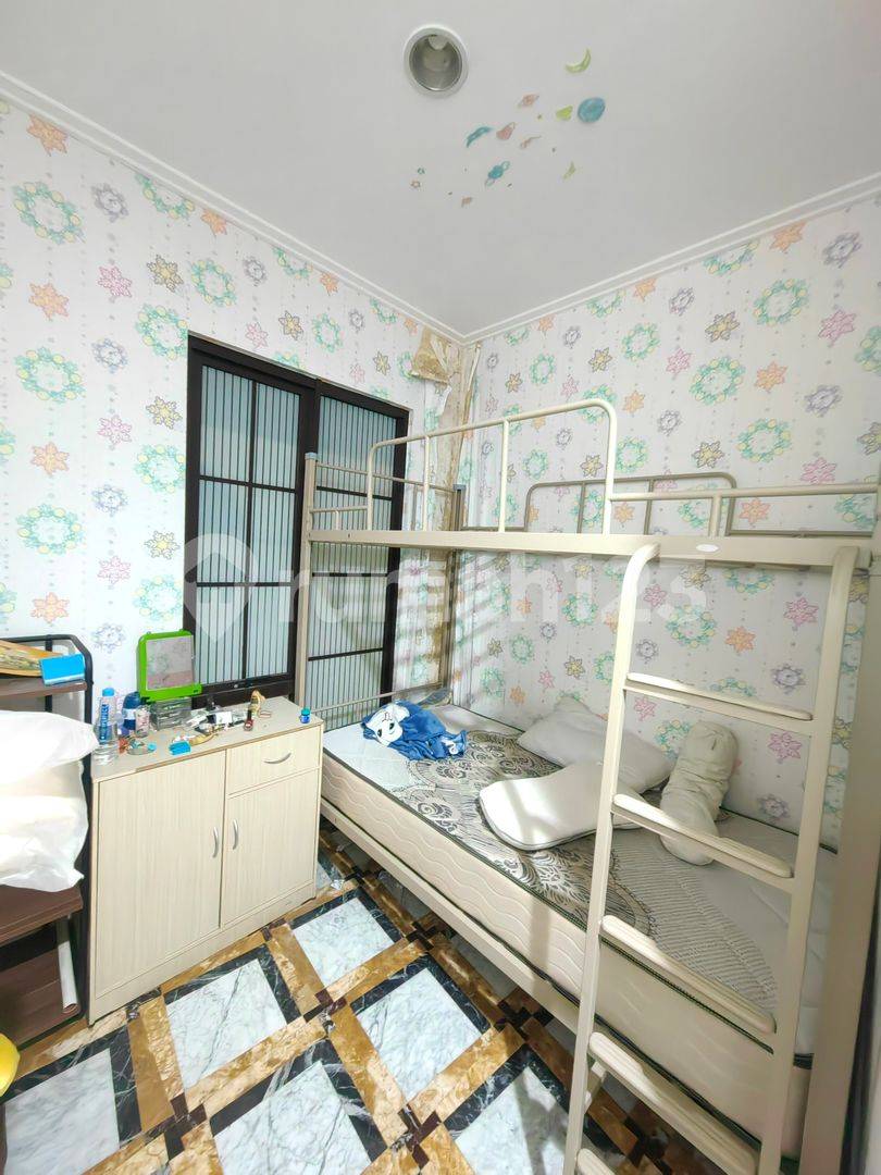 Green Village Pinang Tangerang - 2-Story House with Multiple Amenities