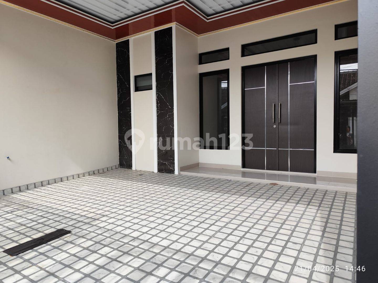 Strategic Location Near Market, Hospital, and Supermarkets