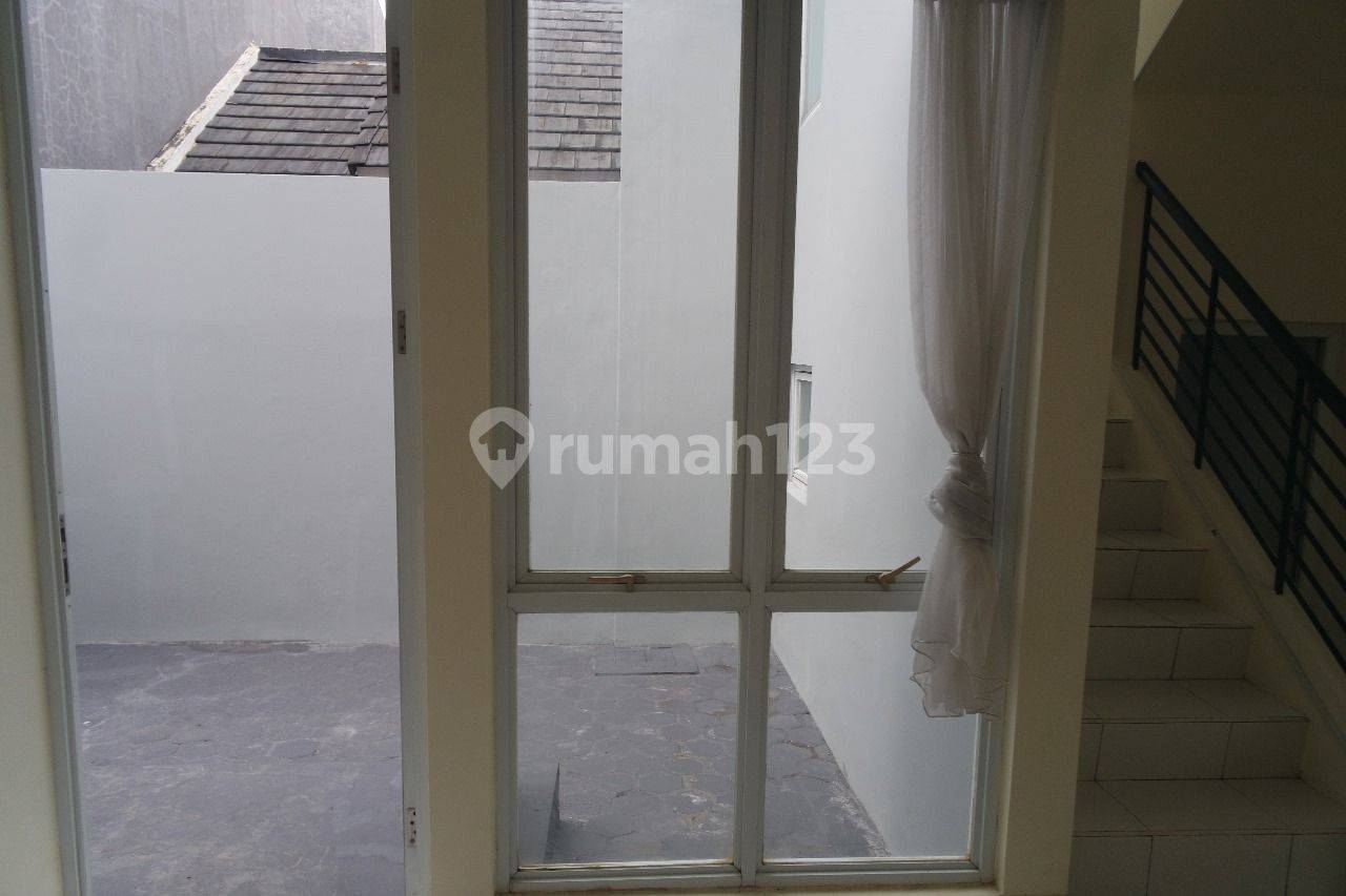 Comfortable 3+1 Bedroom Cluster Residence in Verdant Ville BSD