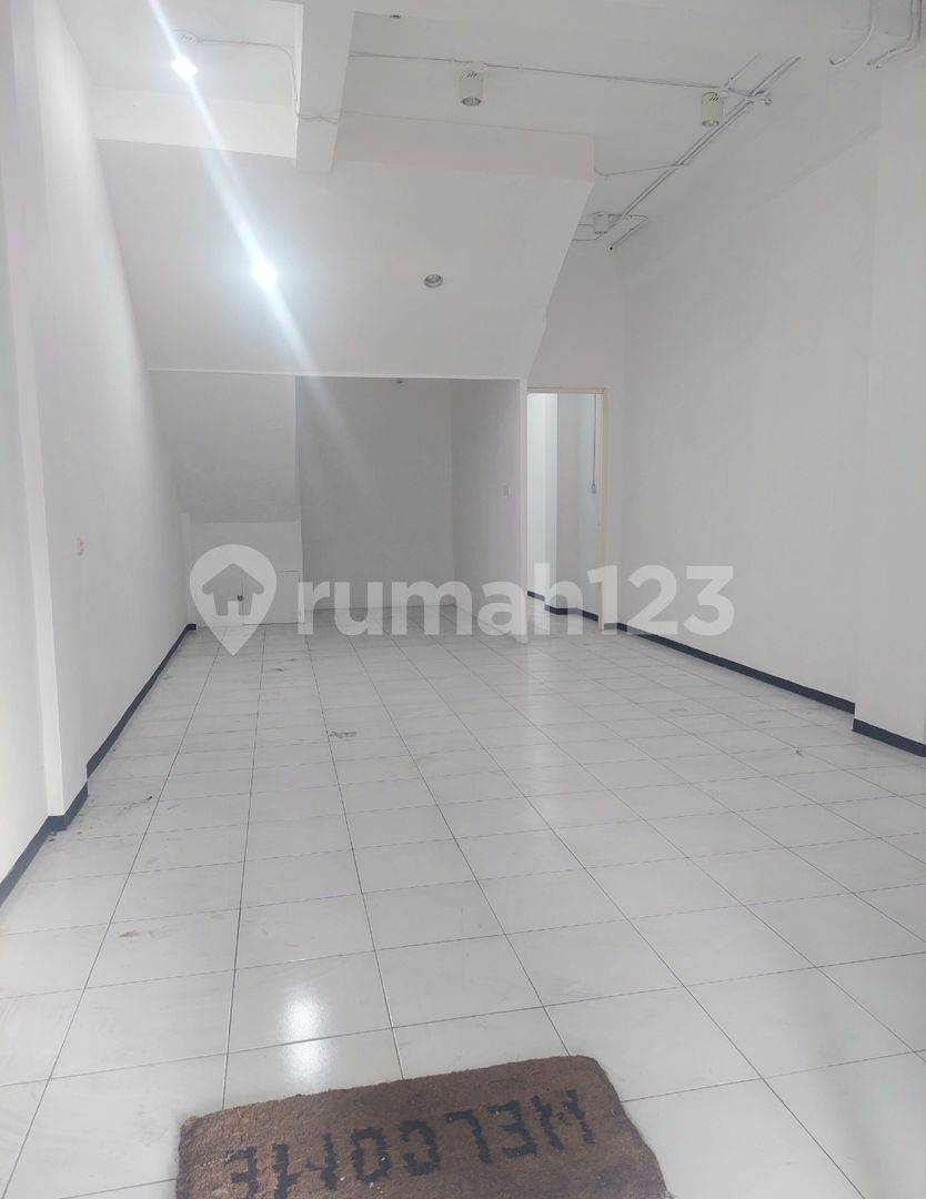 3-Story Commercial Shop House in Villa Bukit Mas, West Surabaya