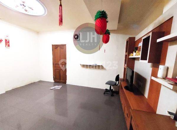 3-Story Commercial Shop/Property in Pantai Permata Baloi