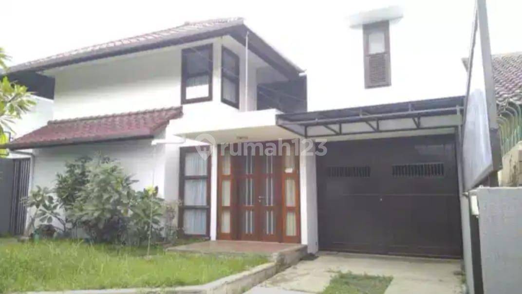 Comfortable House for Rent in Terusan Sutami, Bandung