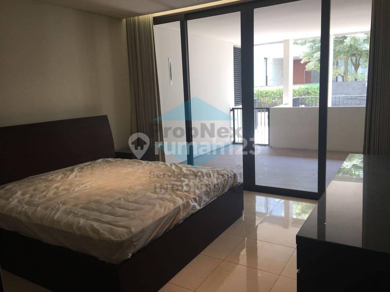 Graha Famili Platinum Terrace - 4 Floor Luxury Rental with Golf View