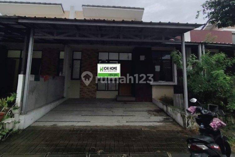 Beautiful House in Strategic Location Cikupa Citra Raya