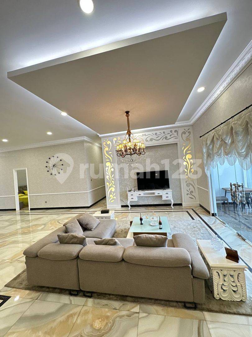 Luxury House in Menteng, Fully Furnished, Prime Location