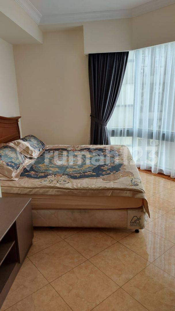 Fully Furnished Apartment near Taman Anggrek Mall