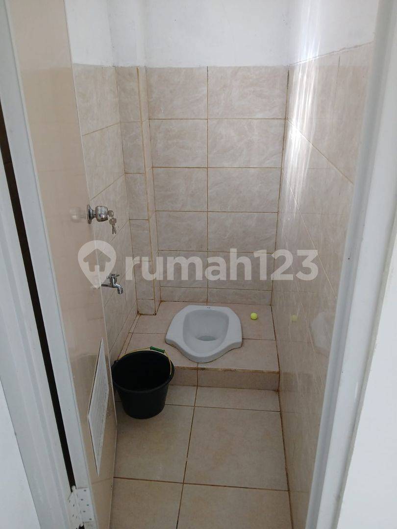 Ready to occupy house in Taman Kopo Ketapang complex