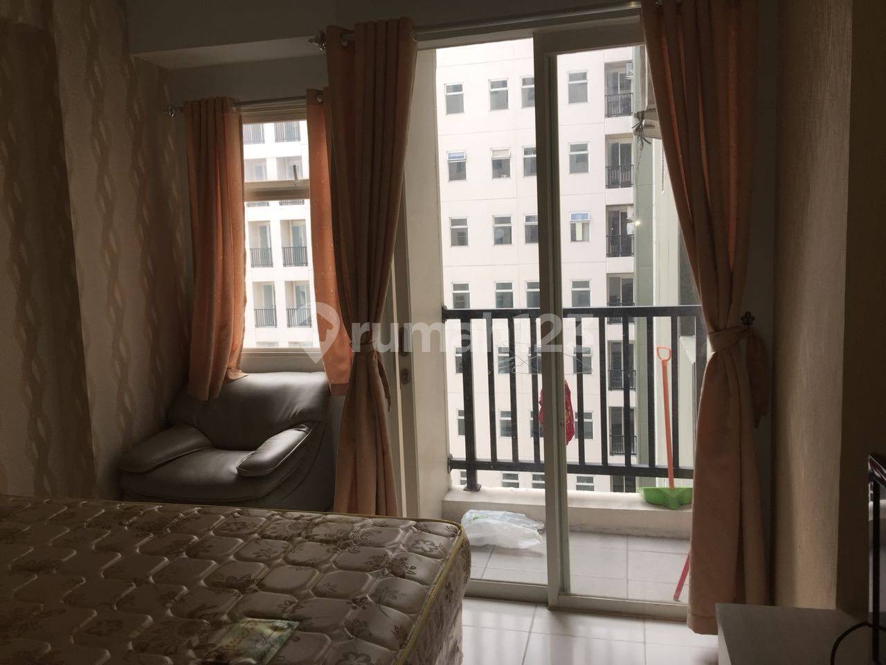 Fully Furnished Studio Apartment Ready to Move In