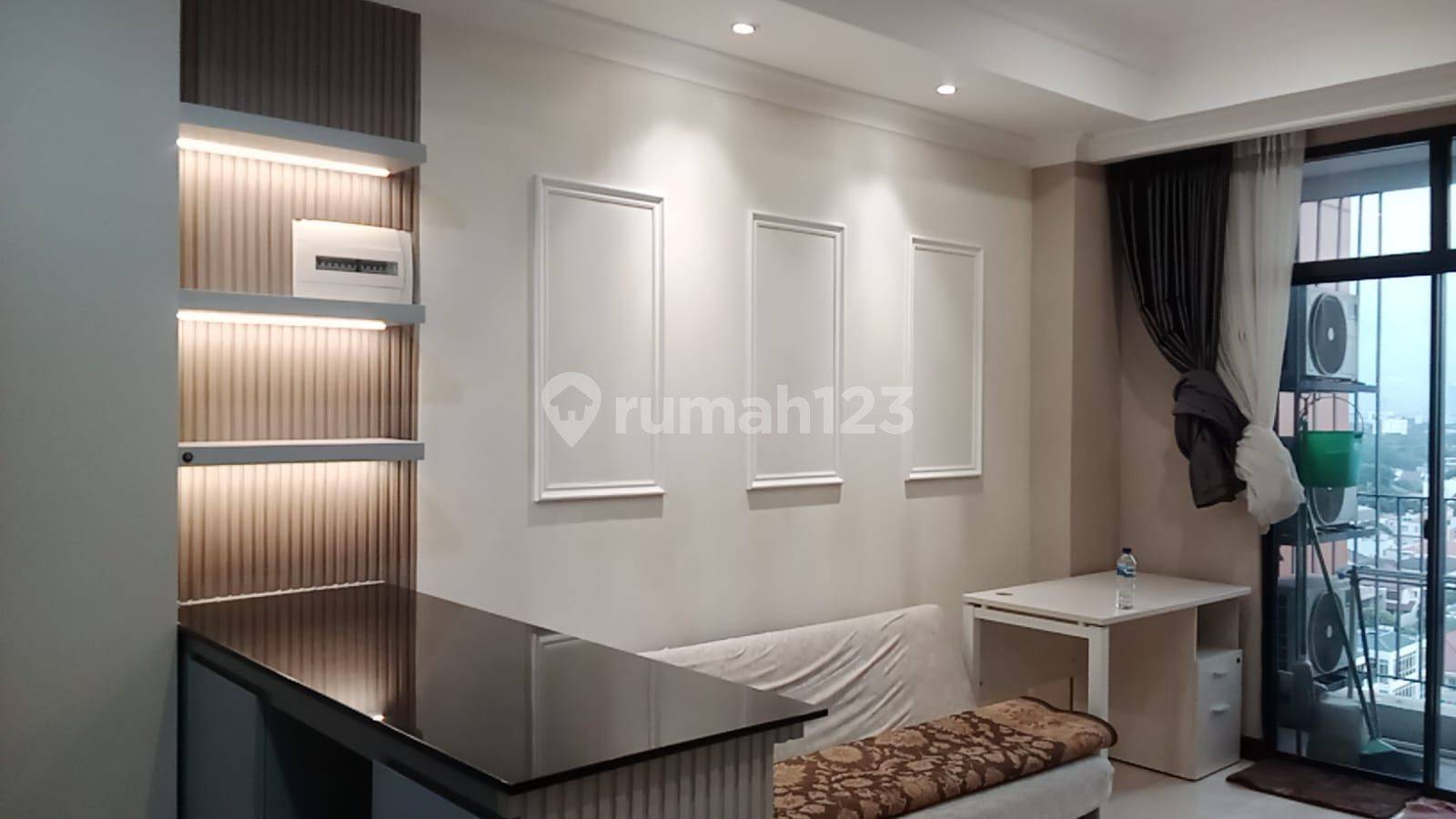 2-х комнатная квартира в Permata Hijau Suites, полностью меблирована