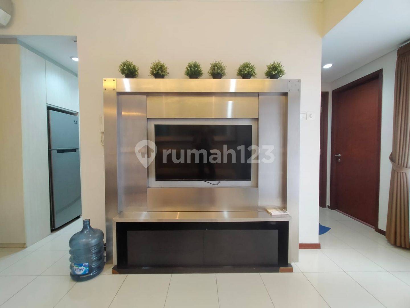 Royal Mediterania Garden Apartment - 2BR Fully Furnished with Pool View
